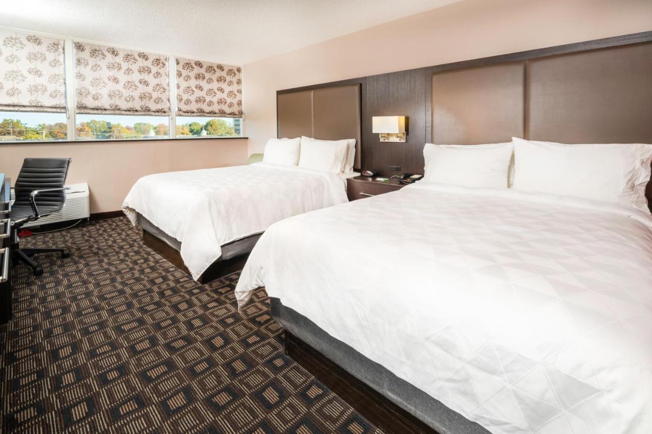 Holiday Inn Louisville East - Hurstbourne By Ihg Dış mekan fotoğraf