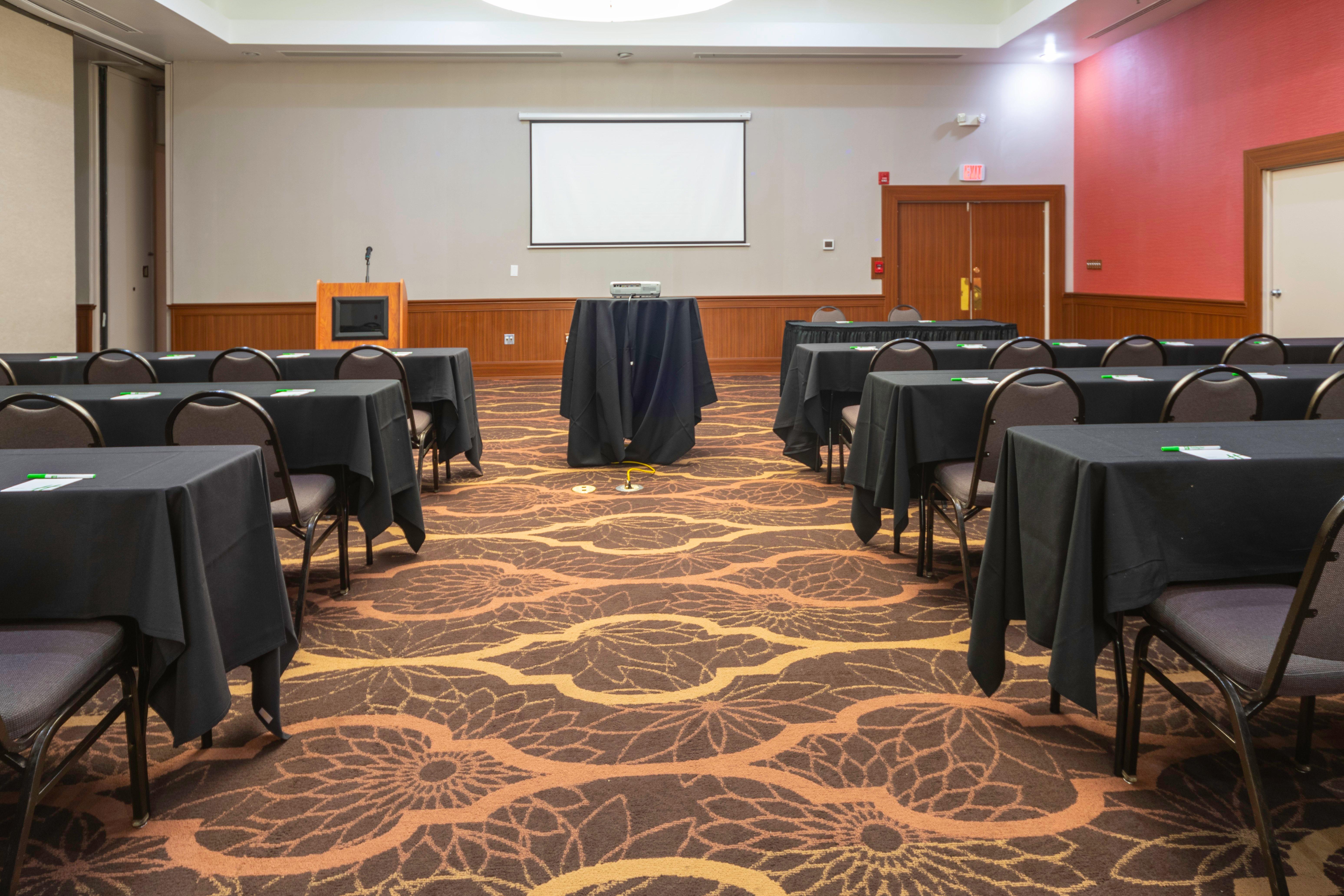Holiday Inn Louisville East - Hurstbourne By Ihg Dış mekan fotoğraf