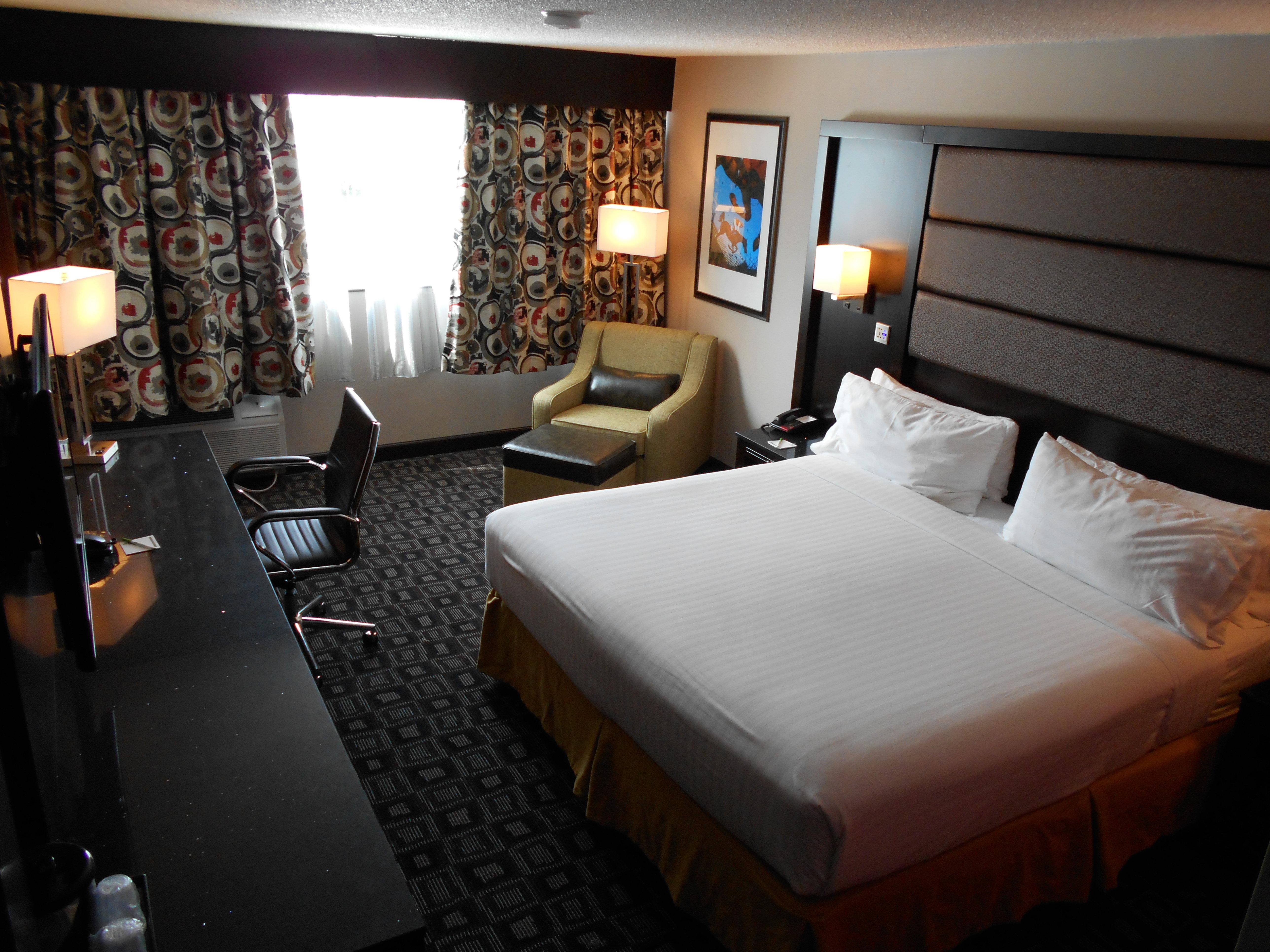 Holiday Inn Louisville East - Hurstbourne By Ihg Dış mekan fotoğraf