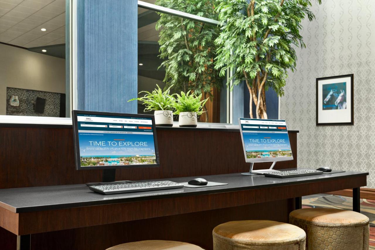 Holiday Inn Louisville East - Hurstbourne By Ihg Dış mekan fotoğraf