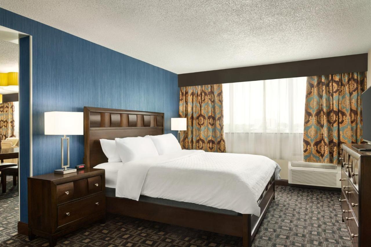 Holiday Inn Louisville East - Hurstbourne By Ihg Dış mekan fotoğraf