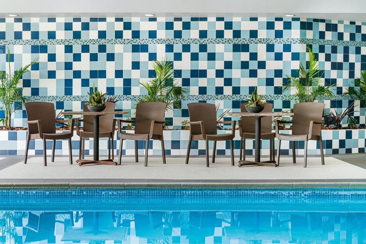 Holiday Inn Louisville East - Hurstbourne By Ihg Dış mekan fotoğraf