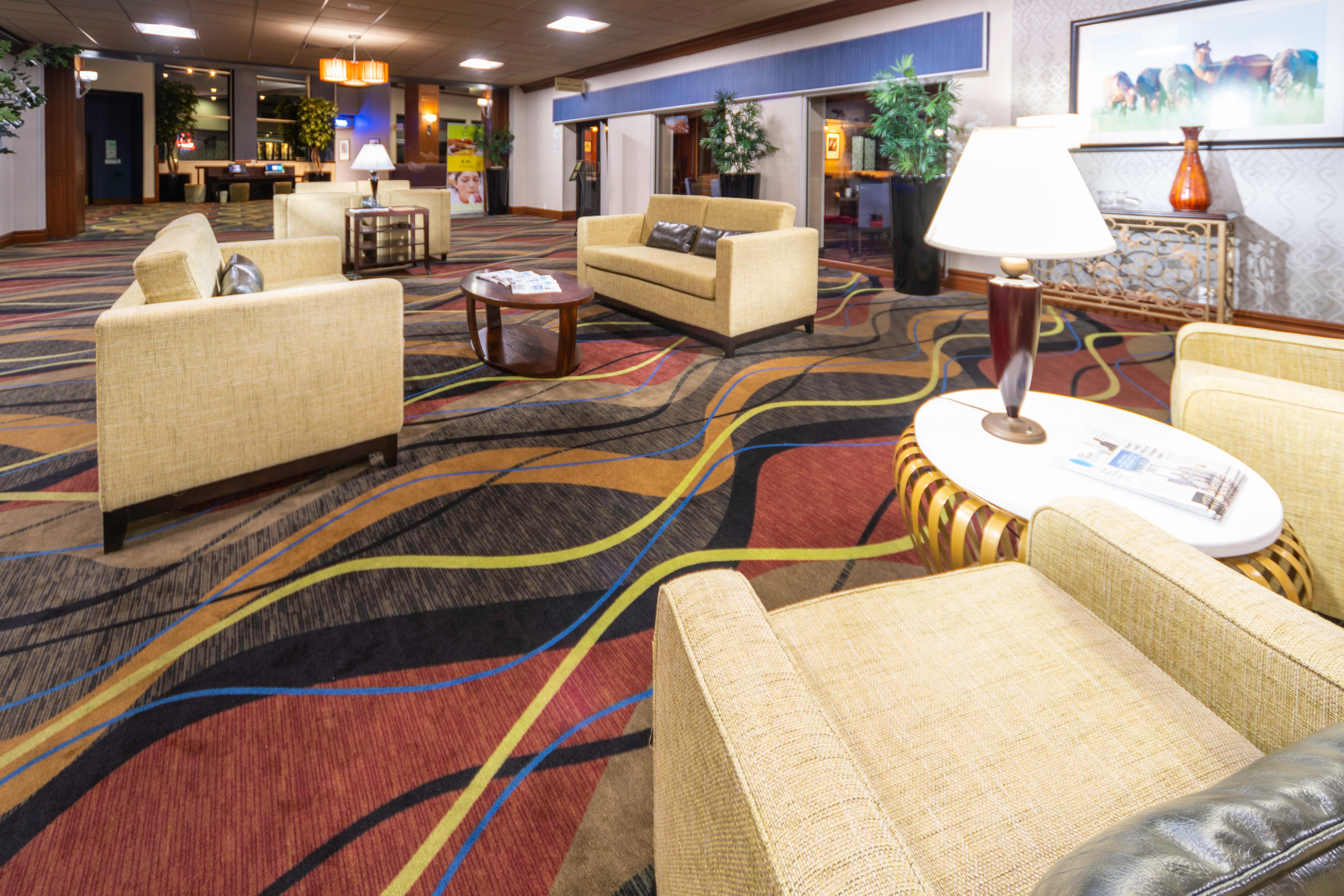 Holiday Inn Louisville East - Hurstbourne By Ihg Dış mekan fotoğraf
