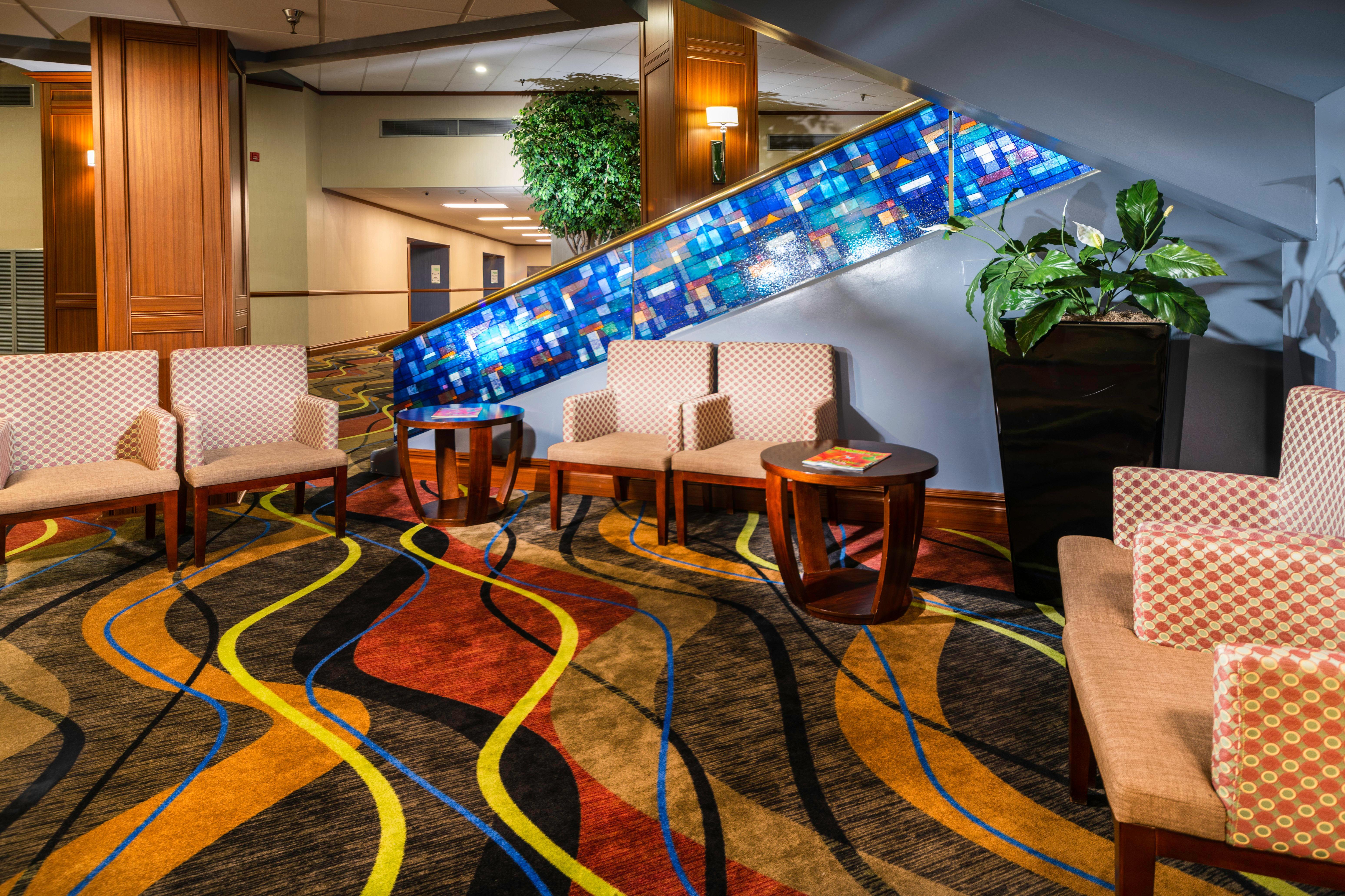 Holiday Inn Louisville East - Hurstbourne By Ihg Dış mekan fotoğraf