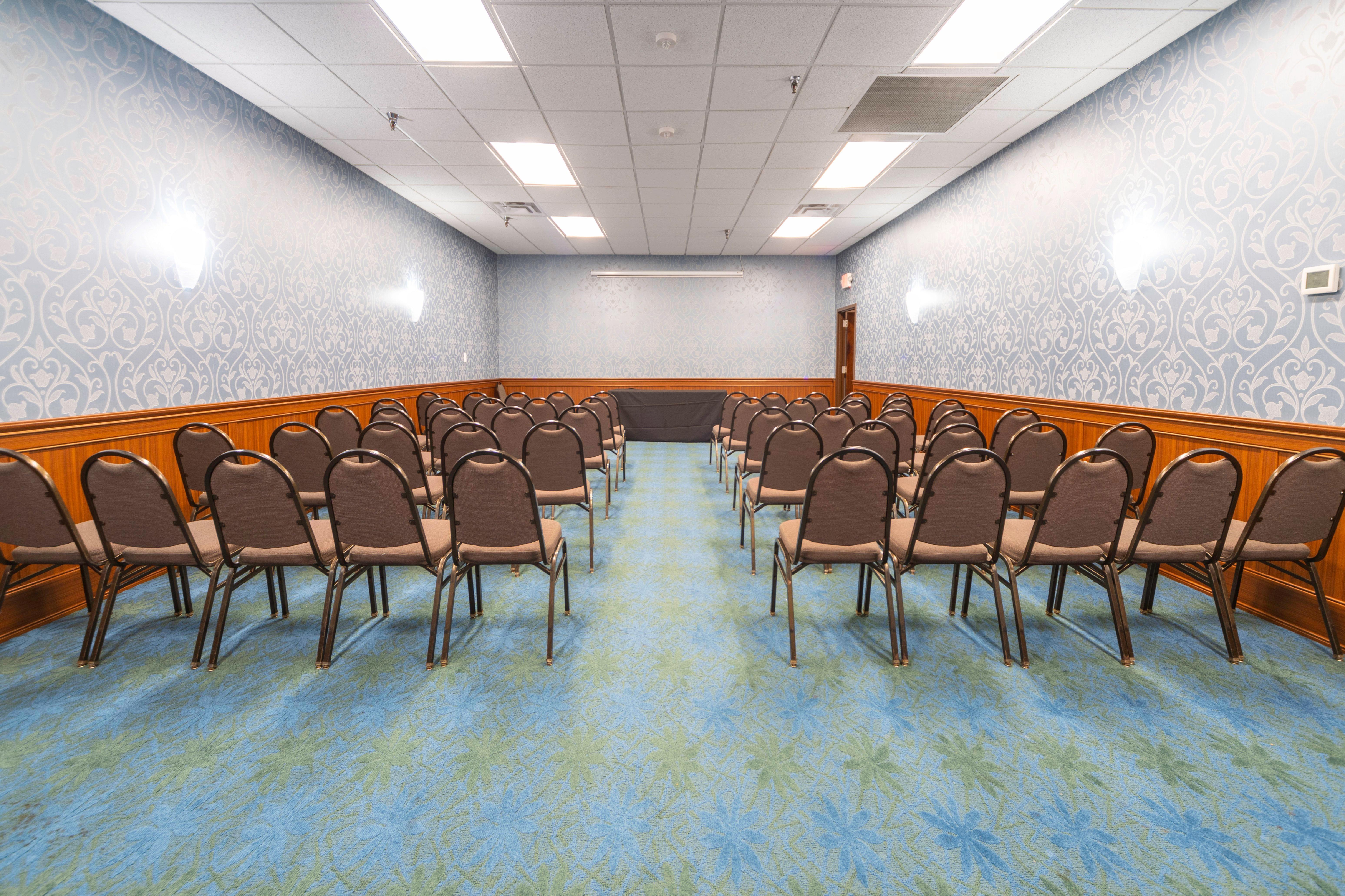 Holiday Inn Louisville East - Hurstbourne By Ihg Dış mekan fotoğraf